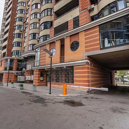 New Building Near Arena City Lesi Ukrainky 7A Kiew Exterior foto
